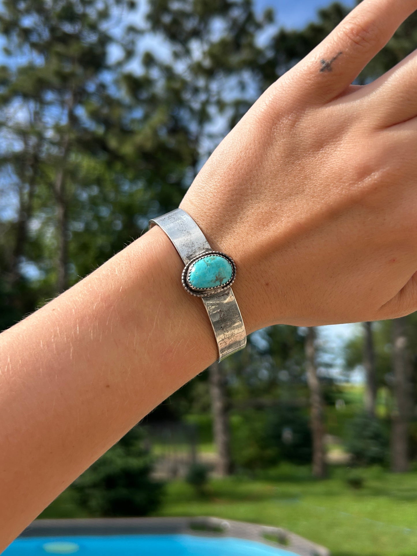Wideband Kingman Turquoise Cuff