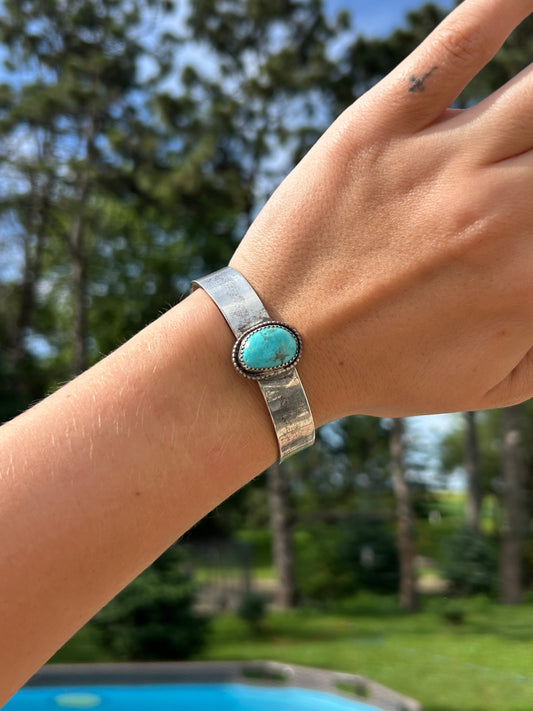 Wideband Kingman Turquoise Cuff
